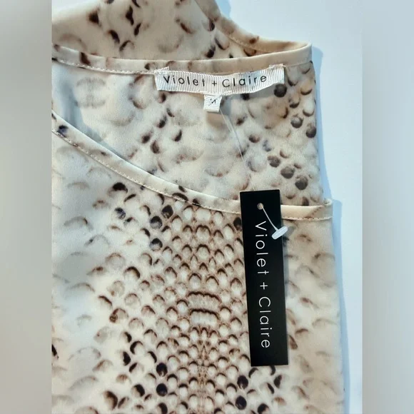 Violet & Claire Neutral Snake-Print Short Sleeve Blouse - Picture 3 of 3